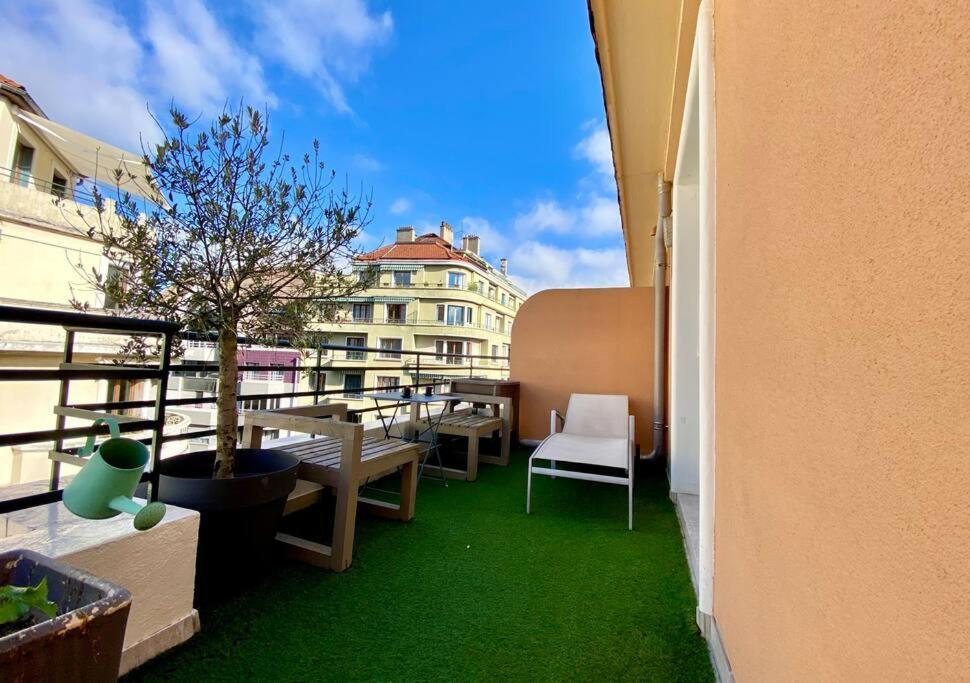 アヌシーToit-Terrasse Traversant Plein Centre 100M Du Lacアパートメント エクステリア 写真