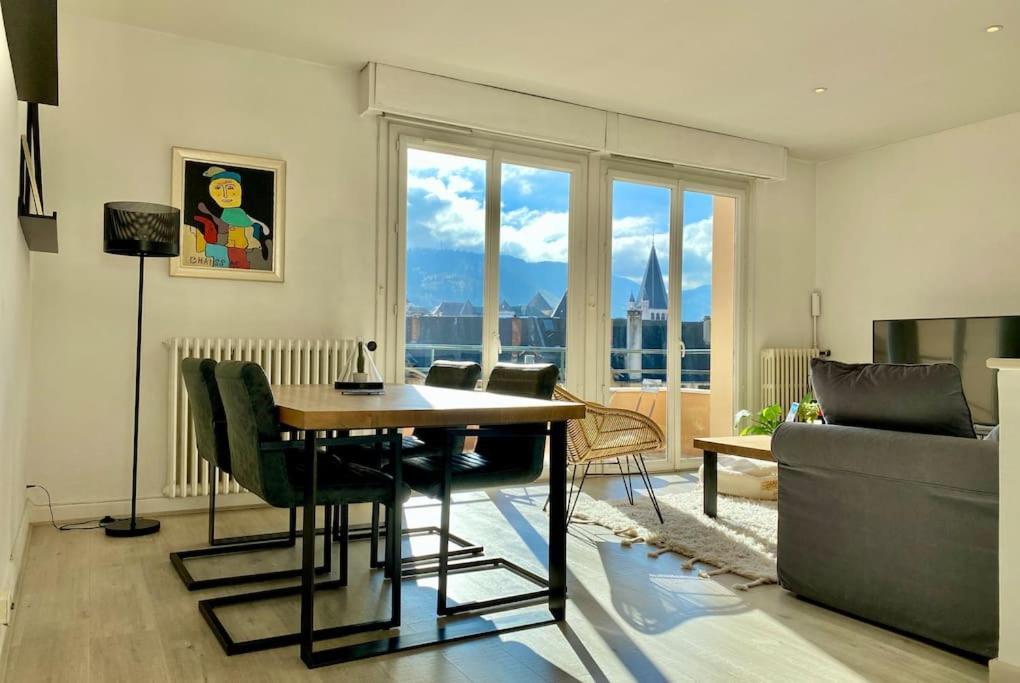 アヌシーToit-Terrasse Traversant Plein Centre 100M Du Lacアパートメント エクステリア 写真