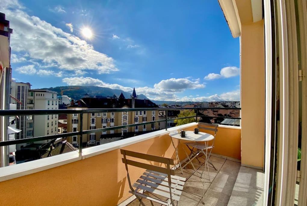 アヌシーToit-Terrasse Traversant Plein Centre 100M Du Lacアパートメント エクステリア 写真